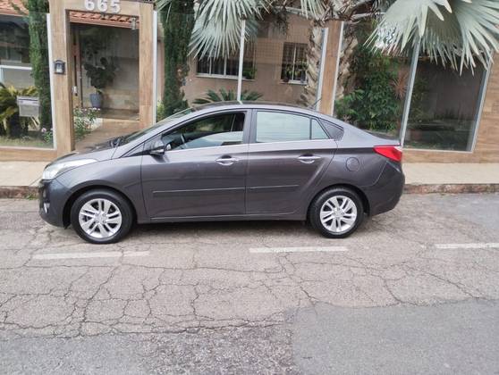 HYUNDAI HB20S 1.6 PREMIUM 16V FLEX 4P AUTOMÁTICO